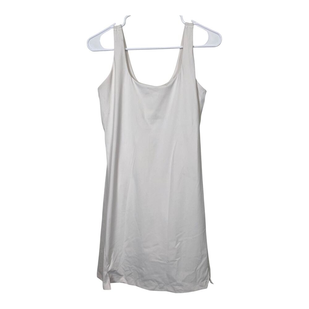 Old Navy Active Powersoft White Athletic Dress Undershort Pockets Size M